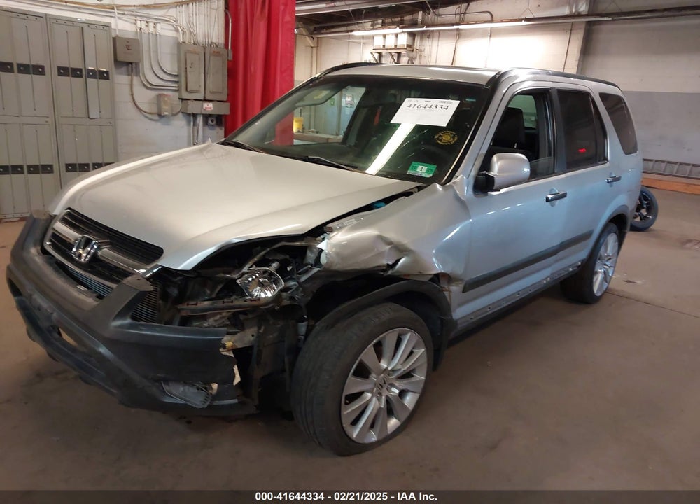 2002 HONDA CR-V VIN: SHSRD78852U001902