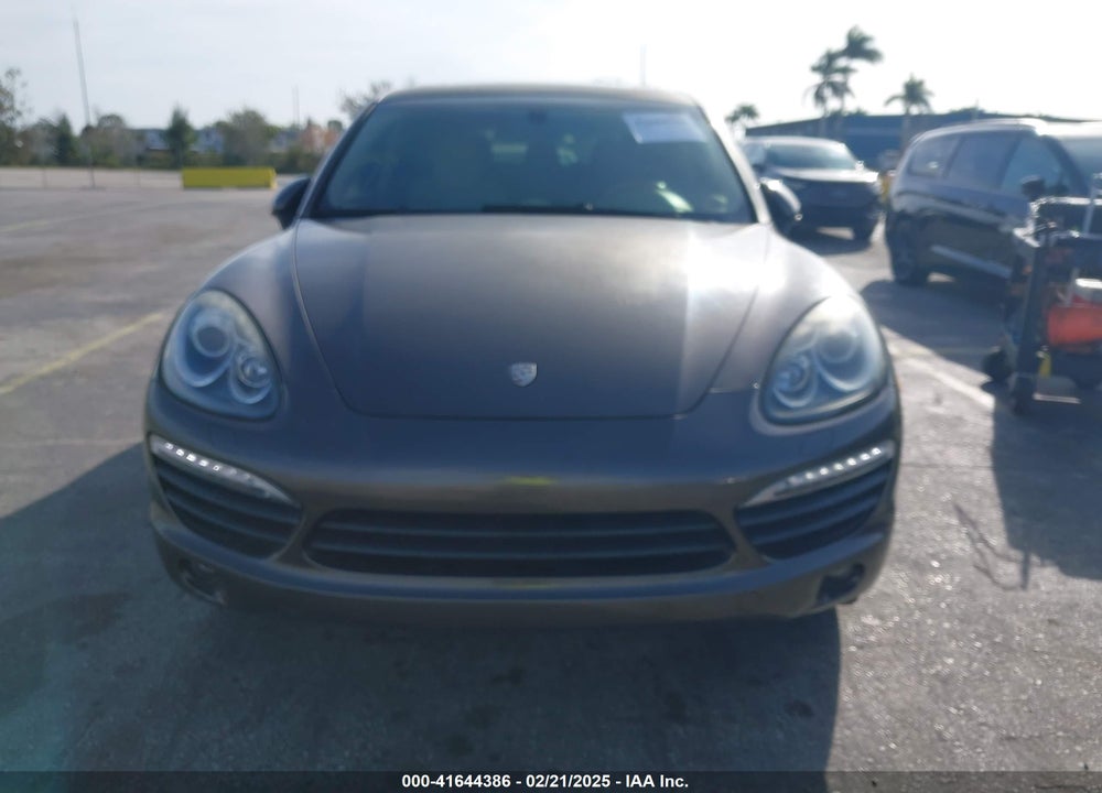 2011 PORSCHE CAYENNE HYBRID S VIN: WP1AE2A29BLA94414