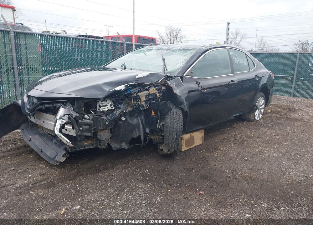 2020 TOYOTA CAMRY LE VIN: 4T1C11AK6LU348006
