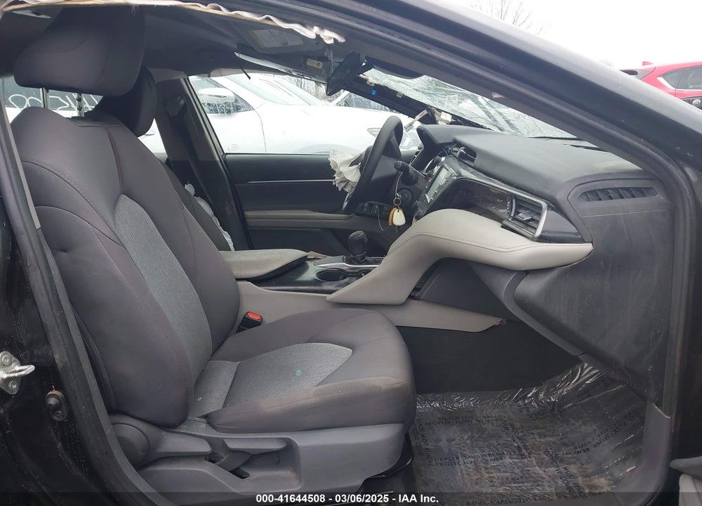2020 TOYOTA CAMRY LE VIN: 4T1C11AK6LU348006
