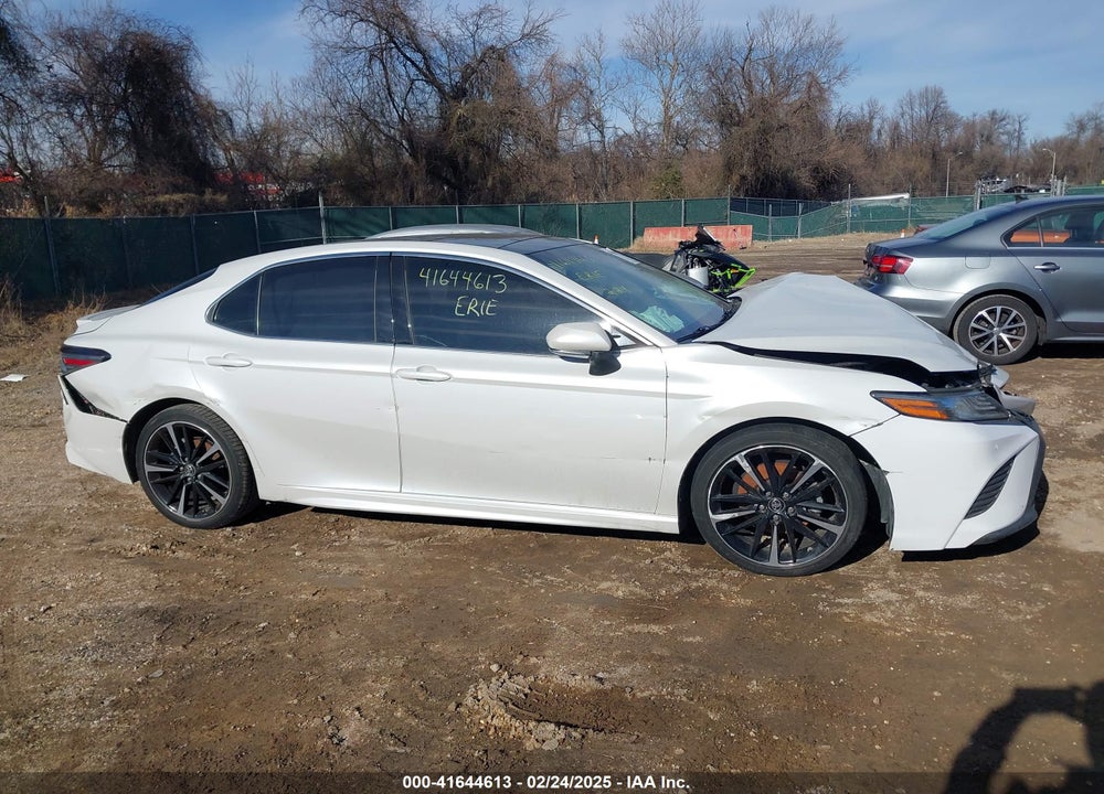 2018 TOYOTA CAMRY XSE VIN: 4T1B61HK7JU119043