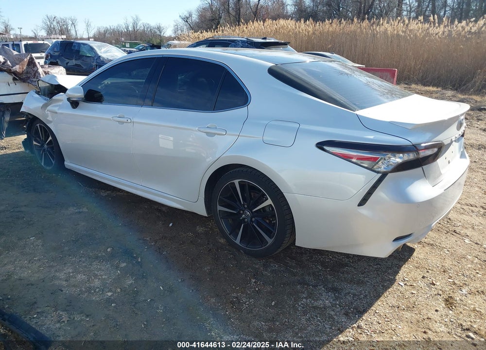 2018 TOYOTA CAMRY XSE VIN: 4T1B61HK7JU119043