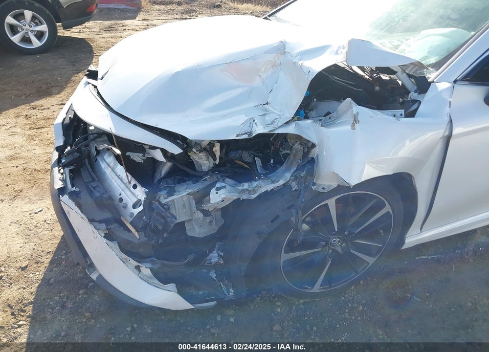 2018 TOYOTA CAMRY XSE VIN: 4T1B61HK7JU119043