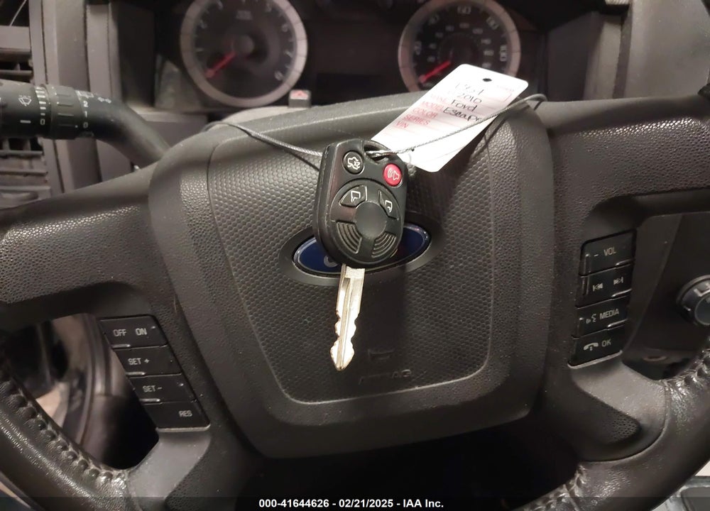 2010 FORD ESCAPE VIN: 1FMCU0D7XAKB31172