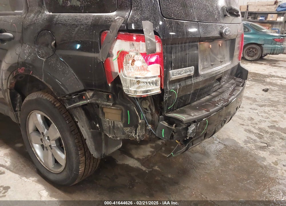 2010 FORD ESCAPE VIN: 1FMCU0D7XAKB31172