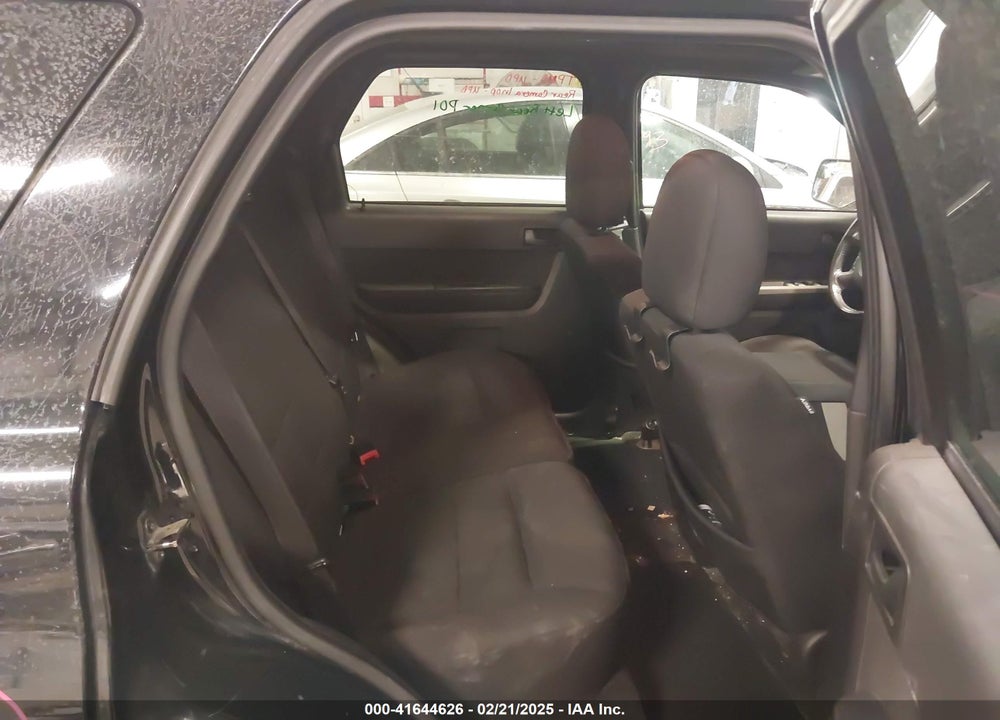2010 FORD ESCAPE VIN: 1FMCU0D7XAKB31172