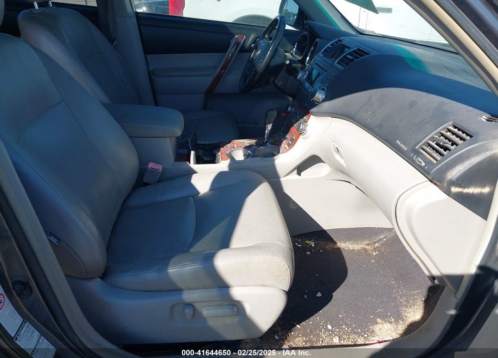 2011 TOYOTA HIGHLANDER VIN: 5TDDK3EH5BS093027