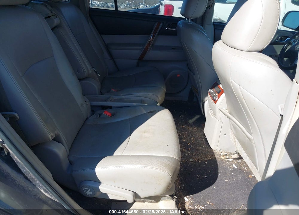 2011 TOYOTA HIGHLANDER VIN: 5TDDK3EH5BS093027
