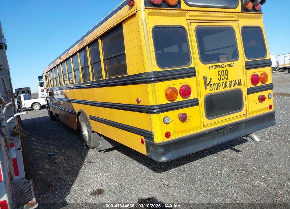 2005 FREIGHTLINER CHASSIS FS65 VIN: 4UZAAXDC15CN93786