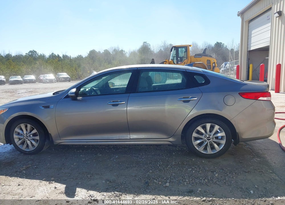 2016 KIA OPTIMA EX VIN: 5XXGU4L31GG120107