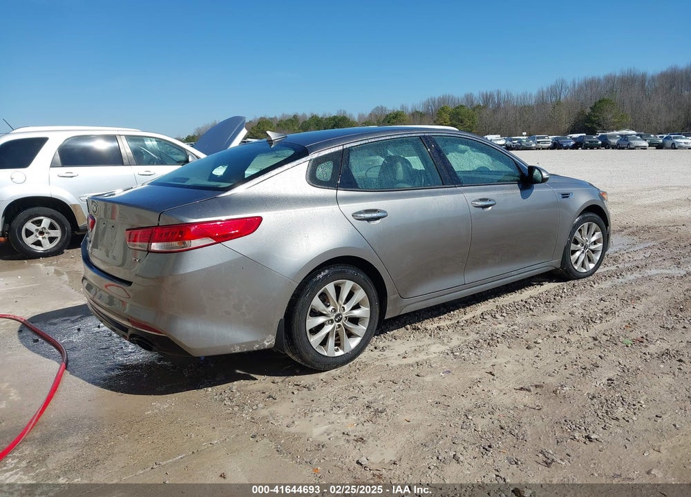 2016 KIA OPTIMA EX VIN: 5XXGU4L31GG120107