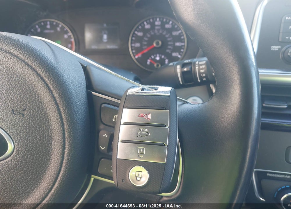 2016 KIA OPTIMA EX VIN: 5XXGU4L31GG120107