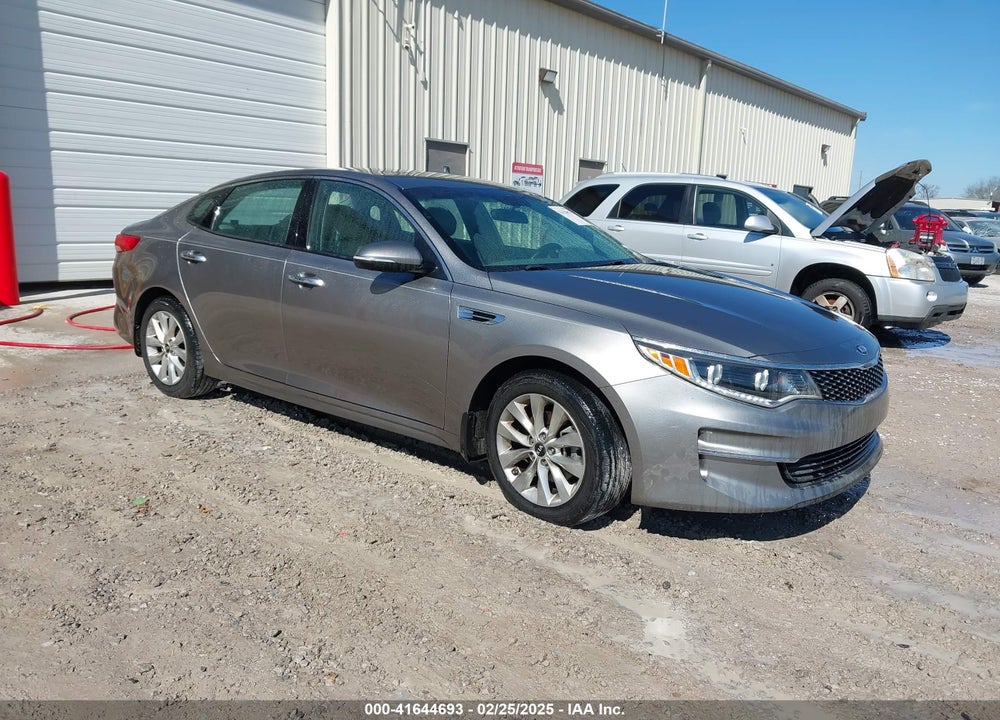 2016 KIA OPTIMA EX VIN: 5XXGU4L31GG120107