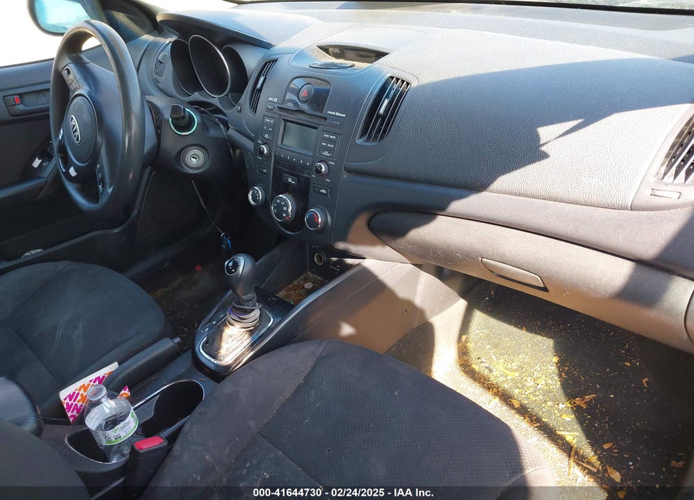 2012 KIA FORTE VIN: KNAFU4A28C5632173