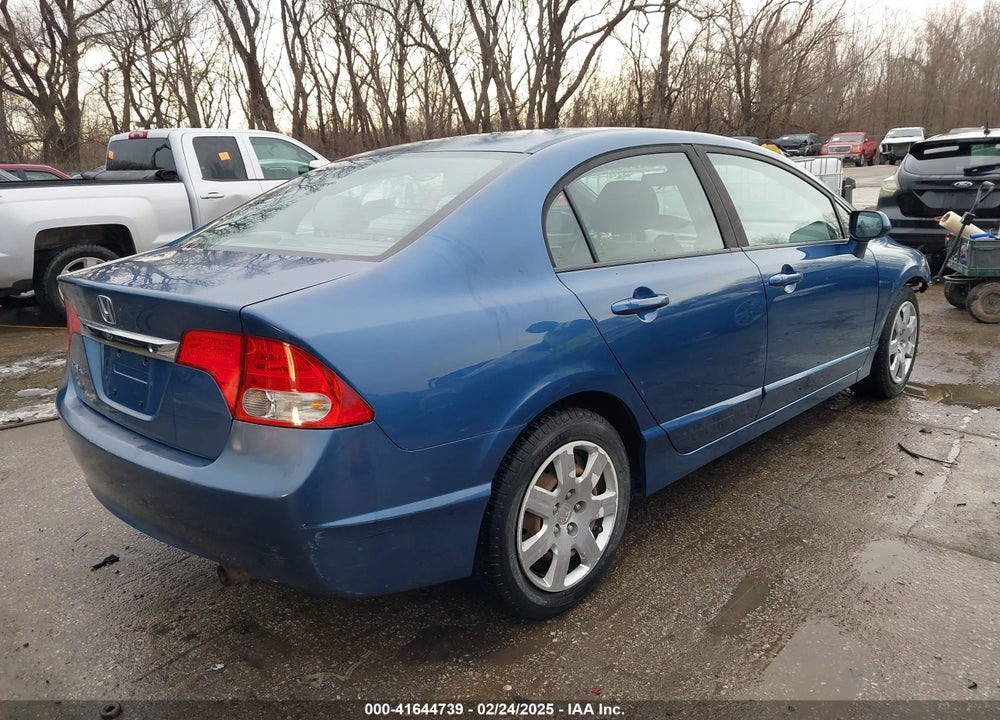 2010 HONDA CIVIC LX VIN: 19XFA1F57AE069471