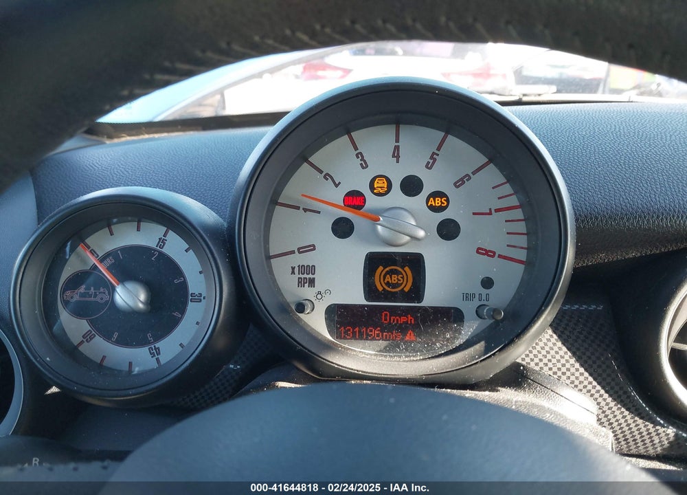 2013 MINI COOPER ROADSTER VIN: WMWSY3C58DT565849
