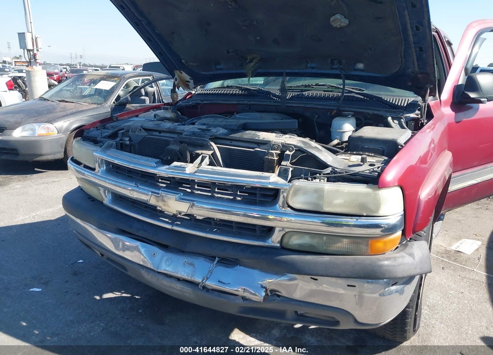 2005 CHEVROLET TAHOE LS VIN: 1GNEC13V85R255385