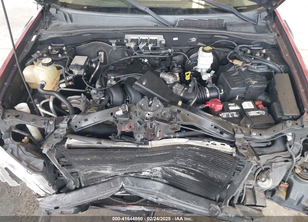 2008 FORD ESCAPE XLT VIN: 1FMCU93138KB13267