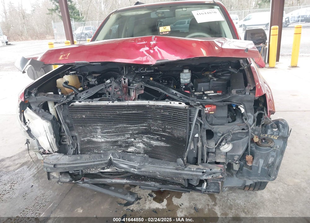 2008 FORD ESCAPE XLT VIN: 1FMCU93138KB13267