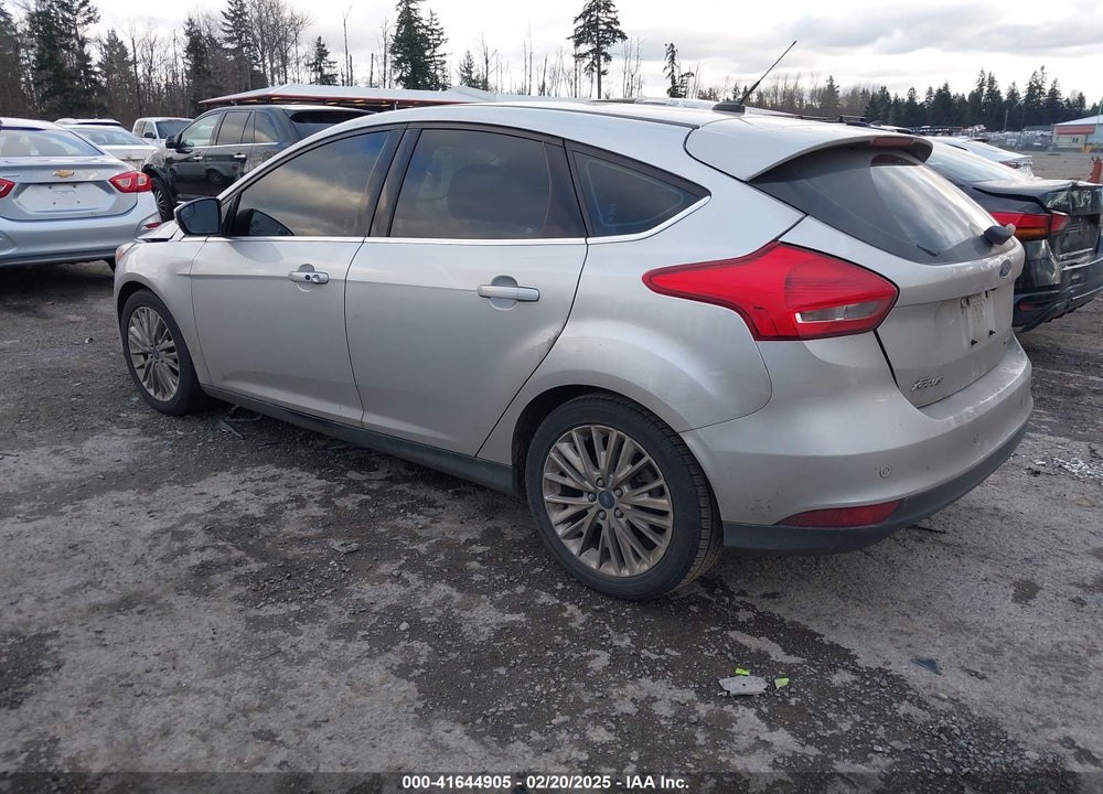 2017 FORD FOCUS VIN: 1FADP3N28HL264222