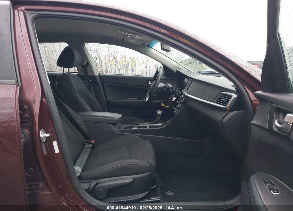 2020 KIA OPTIMA VIN: 5XXGT4L33LG383504