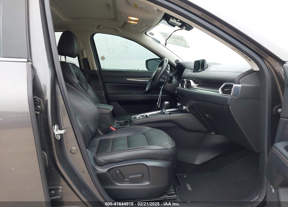 2019 MAZDA CX-5 GRAND TOURING VIN: JM3KFADM5K1641904
