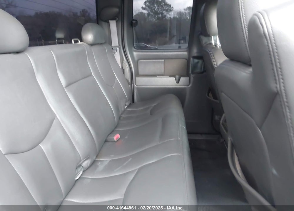 2007 GMC SIERRA 2500HD CLASSIC SLT VIN: 1GTHK29D47E186976