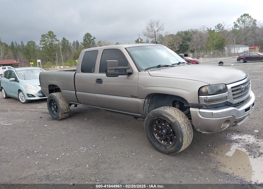 2007 GMC SIERRA 2500HD CLASSIC SLT VIN: 1GTHK29D47E186976