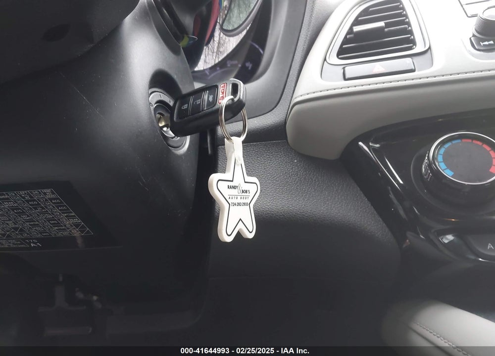2019 HONDA HR-V VIN: 3CZRU6H33KG703033