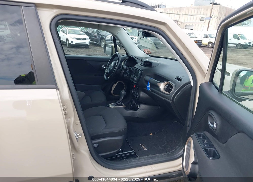 2015 JEEP RENEGADE VIN: ZACCJBBT0FPB54851