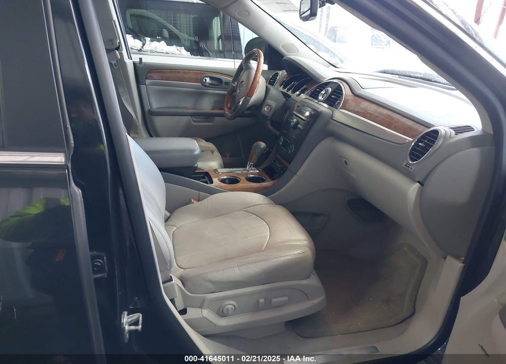 2011 BUICK ENCLAVE 2XL VIN: 5GAKRCED1BJ260823