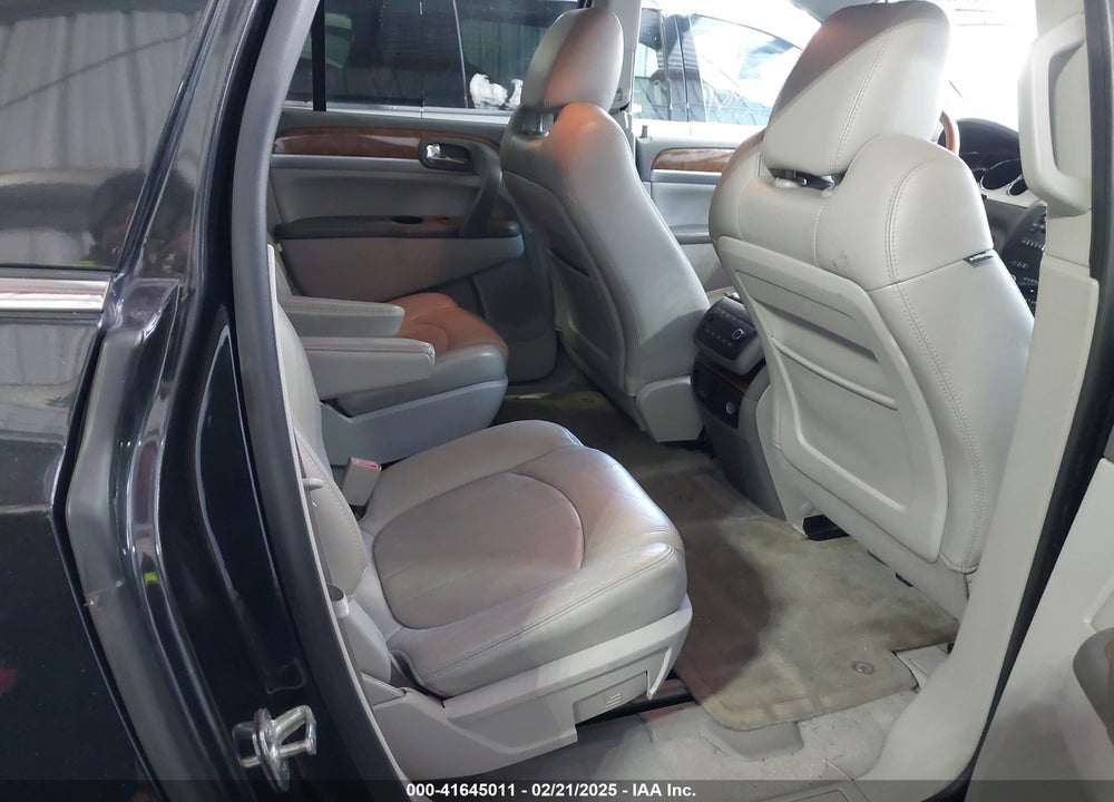 2011 BUICK ENCLAVE 2XL VIN: 5GAKRCED1BJ260823