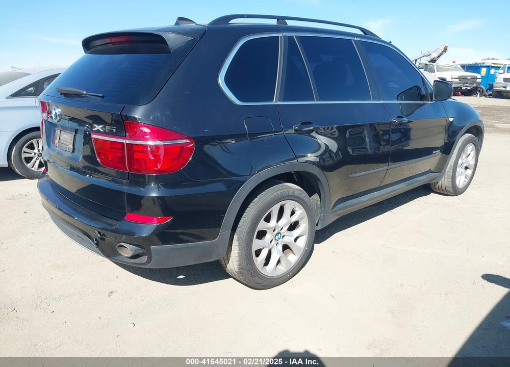 2013 BMW X5 XDRIVE35I/XDRIVE35I PREMIUM/XDRIVE35I SPORT ACTIVITY VIN: 5UXZV4C54D0G50562