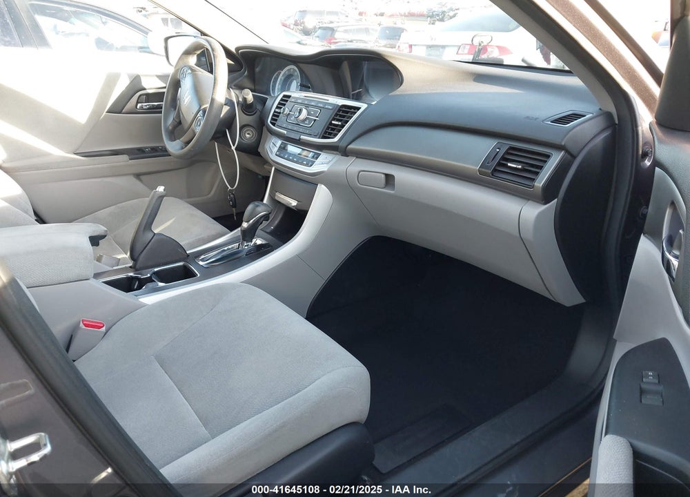 2013 HONDA ACCORD VIN: 1HGCR2F36DA019945