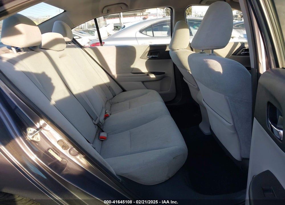 2013 HONDA ACCORD VIN: 1HGCR2F36DA019945