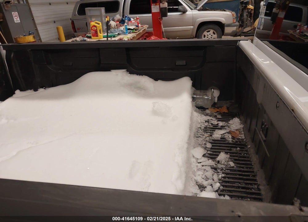 2014 CHEVROLET SILVERADO 1500 VIN: 1GCNCPEH8EZ193621