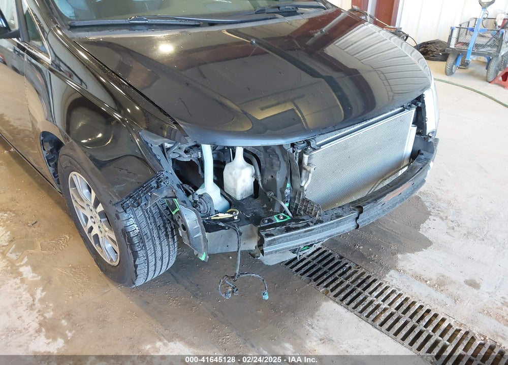 2011 HONDA ODYSSEY VIN: 5FNRL5H65BB102810