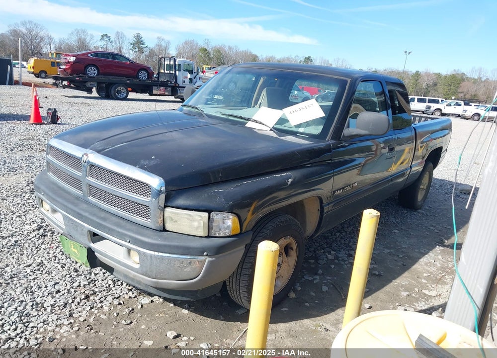 2001 DODGE RAM 1500 ST VIN: 3B7HC13Y11G712385