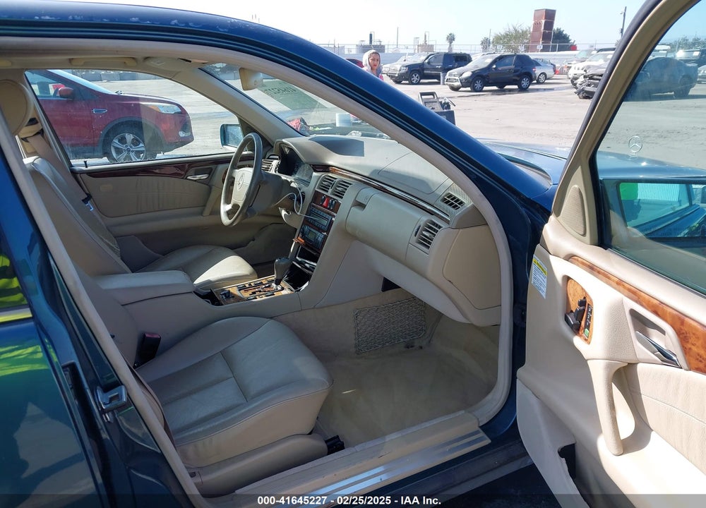 1999 MERCEDES-BENZ E 320 VIN: WDBJF65H3XA817146