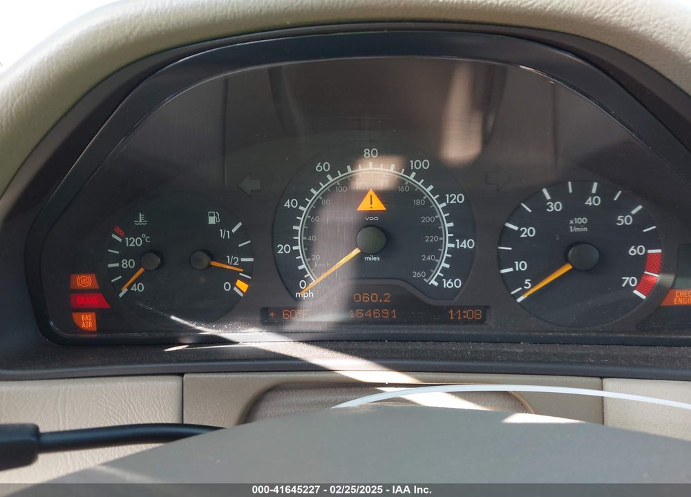 1999 MERCEDES-BENZ E 320 VIN: WDBJF65H3XA817146