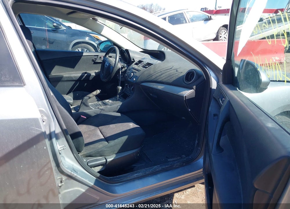 2012 MAZDA MAZDA3 VIN: JM1BL1UG9C1586337