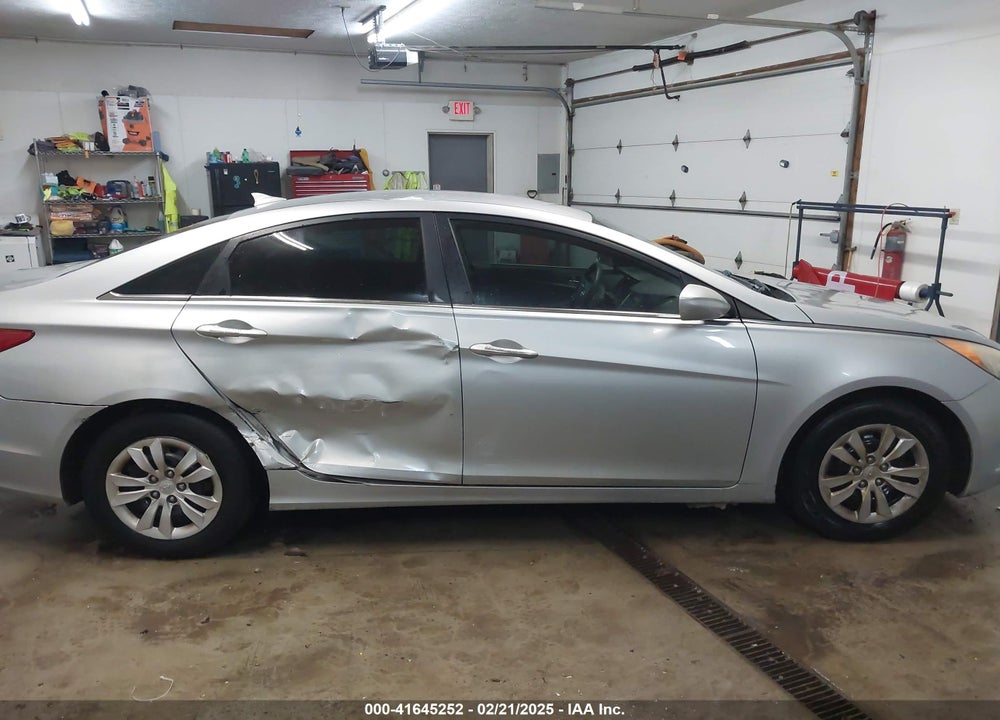 2012 HYUNDAI SONATA VIN: 5NPEB4AC7CH325042