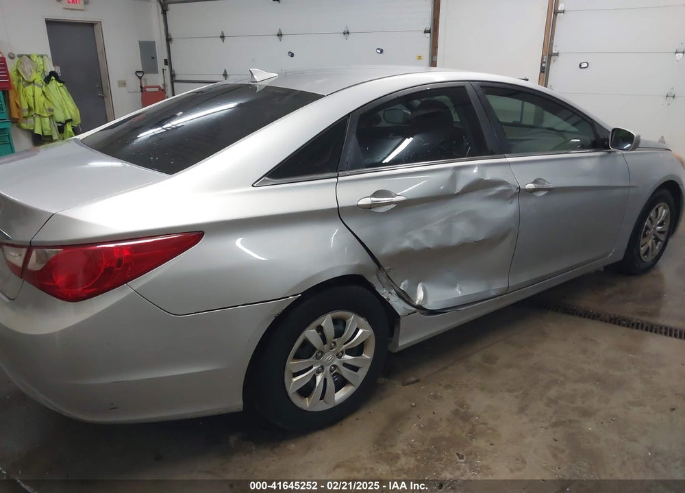 2012 HYUNDAI SONATA VIN: 5NPEB4AC7CH325042
