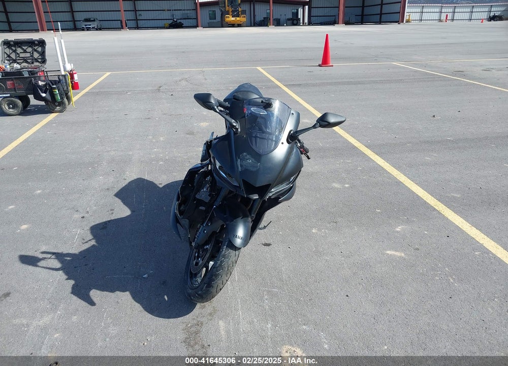 2021 YAMAHA YZFR3 A VIN: MH3RH18Y3MK007861