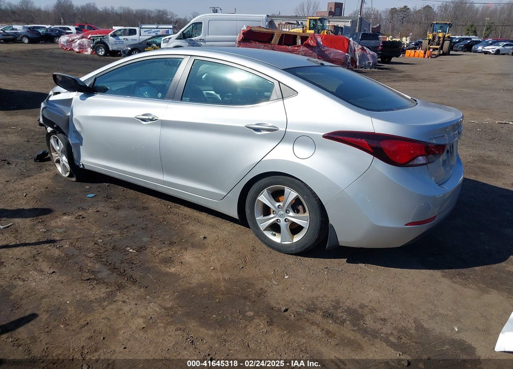 2016 HYUNDAI ELANTRA VIN: 5NPDH4AE8GH734796