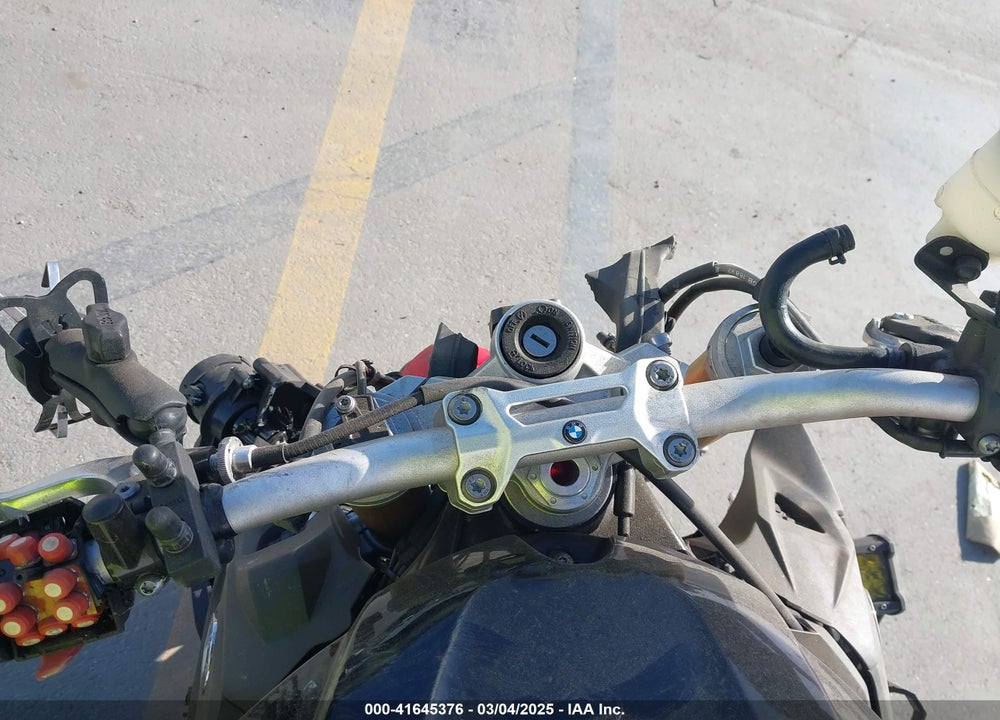 2019 BMW S 1000 R VIN: WB10D6201KZ972349