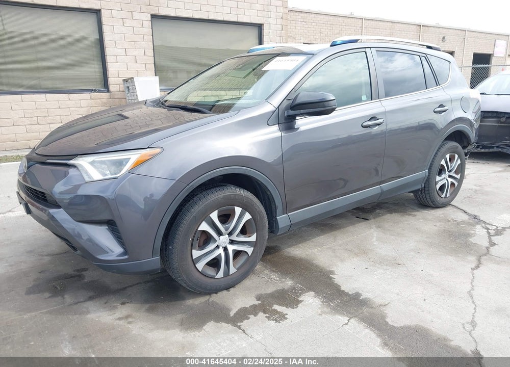 2017 TOYOTA RAV4 VIN: JTMZFREV9HJ120934