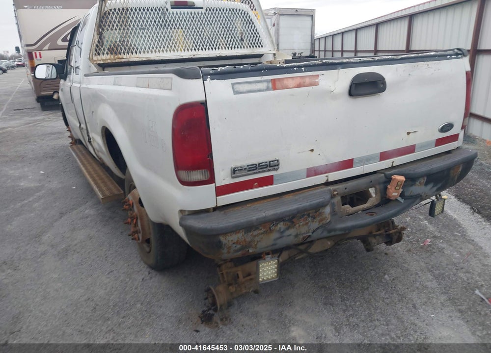 2005 FORD F-350 LARIAT/XL/XLT VIN: 1FTSX315X5EC34141
