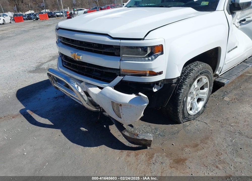 2018 CHEVROLET SILVERADO 1500 VIN: 3GCUKREC2JG220546