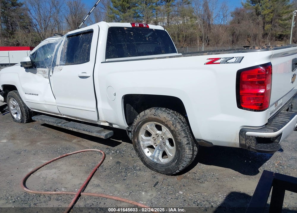 2018 CHEVROLET SILVERADO 1500 VIN: 3GCUKREC2JG220546